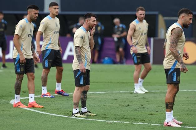 Argentina™s forward Lionel Messi (C) and teammates take part in a training session ahead the match against Colombia for the Copa America USA 2024 final match, at Florida International University (FIU(), Miami, on July 11 2024. MIAMI UNITED STATES Copyright: xALEJANDROxPAGNIx