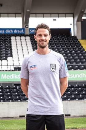 Maximilian Knauer (Co-Trainer); SSV Ulm 1846 Fußball; 2. Bundesliga, Porträttermin 2024 2025 Maximilian Knauer (Co-Trainer, SSV Ulm 1846 Fußball) Ulm Donaustadion Baden-Württemberg Deutschland