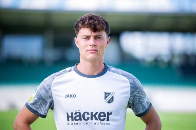 Alexander Höck; SV Rödinghausen; Regionalliga West, Porträttermin 2024 2025.