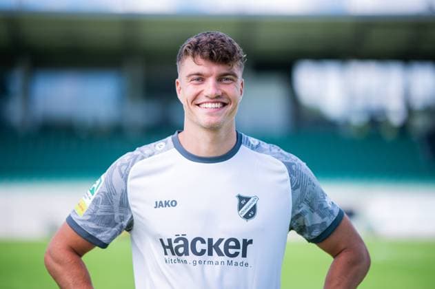 Maximilian Hippe; SV Rödinghausen; Regionalliga West, Porträttermin 2024 2025.