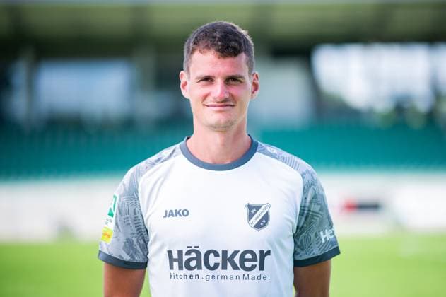 Julian Wolff; SV Rödinghausen; Regionalliga West, Porträttermin 2024 2025.