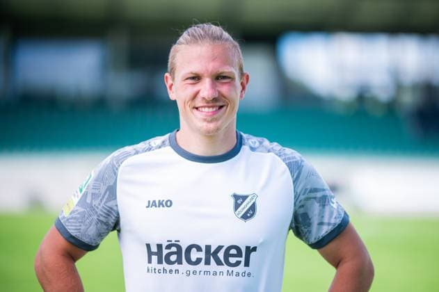 Benedikt Riemer; SV Rödinghausen; Regionalliga West, Porträttermin 2024 2025.