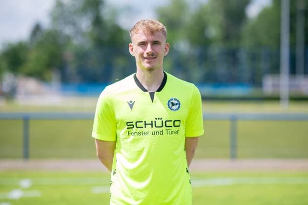 Jonas Kersken; DSC Arminia Bielefeld; 3. Liga, Porträttermin 2024 2025.