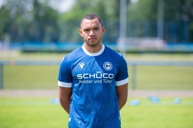 Jeredy Hilterman; DSC Arminia Bielefeld; 3. Liga, Porträttermin 2024 2025.