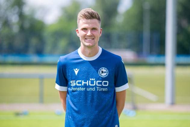 Lukas Kunze; DSC Arminia Bielefeld; 3. Liga, Porträttermin 2024 2025.