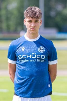 Max Lippert; DSC Arminia Bielefeld; 3. Liga, Porträttermin 2024 2025.
