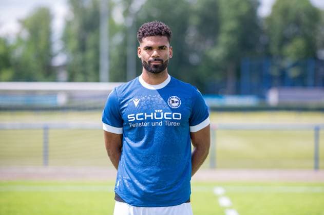Andre Becker; DSC Arminia Bielefeld; 3. Liga, Porträttermin 2024 2025.
