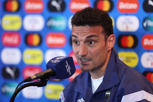 Argentina s coach, Lionel Scaloni, during a press conference, PK, Pressekonferenz prior to the match against Canada for semifinal of the Copa AmÃ rica USA 2024, at MetLife Stadium in New Jersey, on July 8, 2024. NEW JERSEY UNITED STATES Copyright: xALEJANDROxPAGNIx