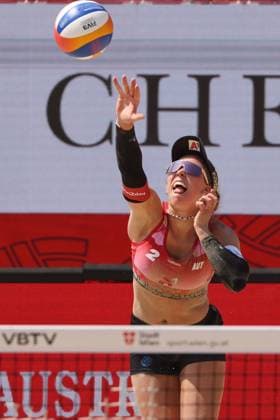 BEACHVOLLEYBALL - Beach Pro Vienna VIENNA,AUSTRIA,12.JUL.24 - Beach volleyball, Beachvolleyball - A1 Beach Pro Vienna. Image shows Ronja Klinger (AUT).  GEPAxpictures xMathiasxMandl