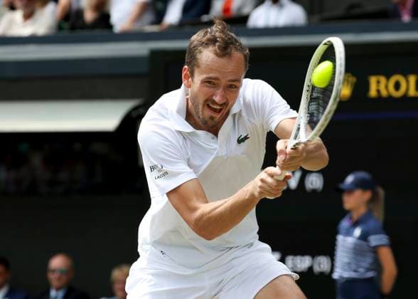 Daniil Medvedev Tennis - Wimbledon 2024 - Grand Slam ITF ATP, Tennis Herren WTA, Tennis Damen - AELTC - London - - Great Britain - 12 July 2024. Copyright: xJuergenxHasenkopfx