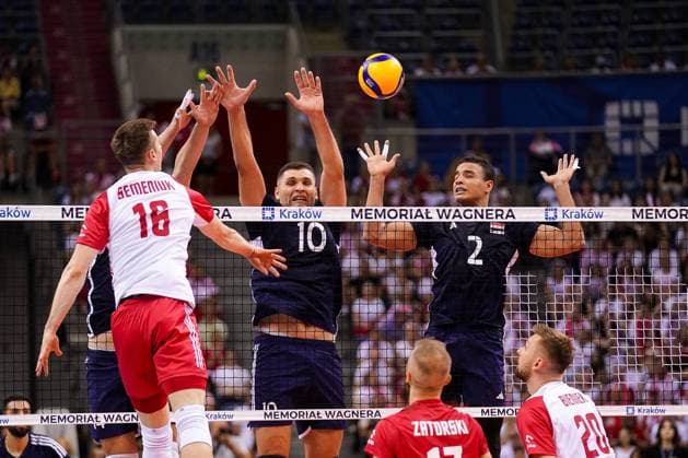12.07.2024 KRAKOW UL. LEMA 7 ( POLAND ) SIATKOWKA MEZCZYZN ( MEN S VOLLEYBALL ) XXI MEMORIAL HUBERTA JERZEGO WAGNERA MECZ POLSKA - EGIPT ( GAME POLAND - EGYPT ) NZ KAMIL SEMENIUK ADEL MOHAMED AZAB AHMED FOTO BORYS GOGULSKI CYFRASPORT NEWSPIX.PL --- Newspix.pl  20240712_CSBG_0026
