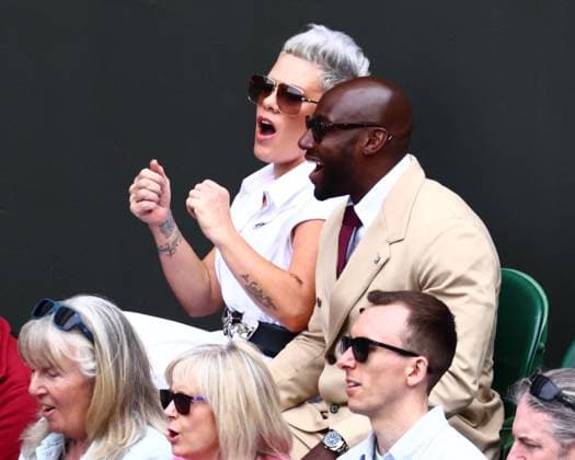 Sport Bilder des Tages Pink watching the action on Centre Court Wimbledon Tennis Championships, Day 12, The All England Lawn Tennis and Croquet Club, London, UK - 12 Jul 2024  Copyright: xJamesxMarsh Shutterstockx 14581884cy
