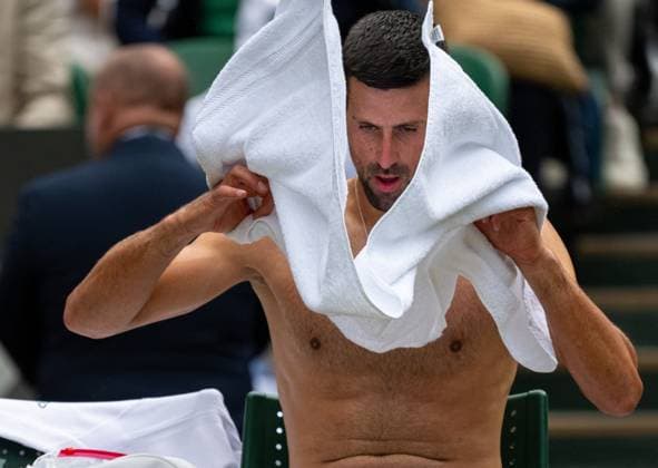 Tennis - Wimbledon Championship 2024 - Day 12 LONDON, ENGLAND - Friday, July 12, 2024: Novak Djokovic (SRB) during the Gentlemen s Singles Semi-Final match on Day Twelve of The Championships Wimbledon 2024 at the All England Lawn Tennis and Croquet Club. (Photo by Kirsten Holst Propaganda) LONDON All England Lawn Tennis and Croquet Club GREATER LONDON ENGLAND  Copyright: xKirstenxHolstx 2024-07-12-083-Wimbledon_Day_12