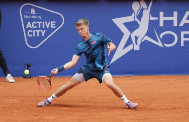 Tennis Herren ATP, Tennis Herren Tennis Herren Tour 500 European Open Hamburg, Hamburg Open ATP 500 2024 Qualifikationsrunde , 13.07.2024, Marvin Moeller (GER) spielt eine Vorhand. Copyright: FernandoxSoares