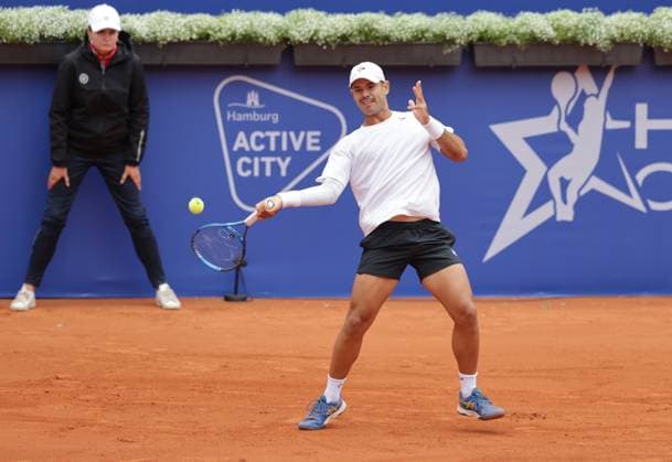 Tennis Herren ATP, Tennis Herren Tennis Herren Tour 500 European Open Hamburg, Hamburg Open ATP 500 2024 Qualifikationsrunde , 13.07.2024, Nick Hardt (DOM) spielt eine Vorhand. Copyright: FernandoxSoares
