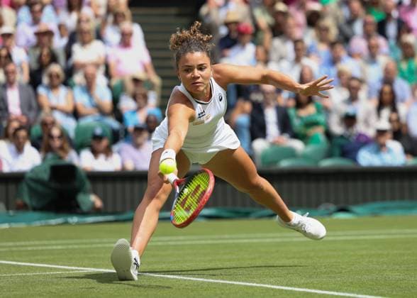 Jasmine Paolini (ITA), Finale, Endspiel Tennis - Wimbledon 2024 - Grand Slam ITF ATP, Tennis Herren WTA, Tennis Damen - AELTC - London - - Great Britain - 13 July 2024. Copyright: xJuergenxHasenkopfx
