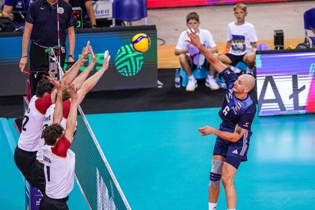 13.07.2024 KRAKOW UL. LEMA 7 ( POLAND ) SIATKOWKA MEZCZYZN ( MEN S VOLLEYBALL ) XXI MEMORIAL HUBERTA JERZEGO WAGNERA MECZ POLSKA - NIEMCY ( GAME POLAND - GERMANY ) NZ BARTOSZ KUREK FOTO BORYS GOGULSKI CYFRASPORT NEWSPIX.PL --- Newspix.pl  20240713_CSBG_0037