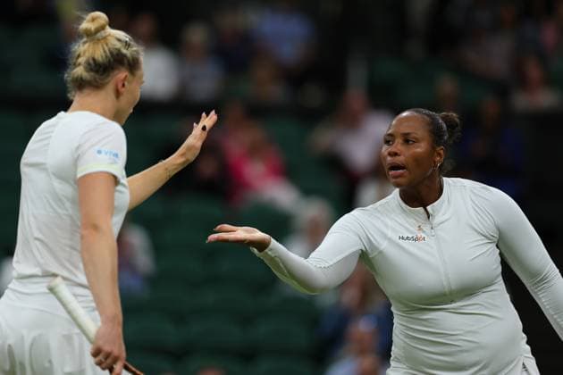 13th July 2024; All England Lawn Tennis and Croquet Club, London, England; Wimbledon Tennis Tournament, Day 13; Taylor Townsend (USA) with doubles partner Katerina Siniakova (CZE) against Gabriela Dabrowski (CAN) and Erin Routliffe (NZL), Ladies& x2019;s Doubles Finals  ActionPlus12667686 JohnxPatrickxFletcher