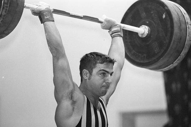 Archivbilder der Woche SPORT KW28 CAC_Gewichtheben 27.09.1996, Chemnitz, Haus des Gastes Reichenbrand , Reichenbrander Straße, Trainings- und Wettkampfstätte des Chemnitzer Athletenclub. Ingo Steinhöfel *** CAC Weightlifting 27 09 1996, Chemnitz, Haus des Gastes Reichenbrand , Reichenbrander Straße, training and competition venue of the Chemnitz Athletes Club Ingo Steinhöfel