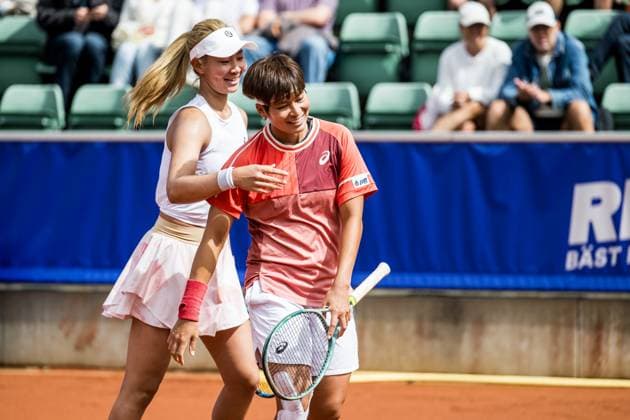 240714 Peangtarn Plipuech of Thailand and Tsao Chia-yi of Taiwan celebrate during the final of Nordea Open day 7 on July 14, 2024 in Bastad. Photo: Niclas Jönsson BILDBYRAN COP 273 NO0280 tennis dam WTA, Tennis Damen nordea open bastad dag 7 bbeng final double final jubel Copyright: NICLASxJÖNSSON BB240714NO057