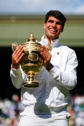 Carlos Alcaraz celebrates victory in the Gentlemen s Singles final Wimbledon Tennis Championships, Day 14, The All England Lawn Tennis and Croquet Club, London, UK - 14 Jul 2024  Copyright: xJavierxGarcia Shutterstockx 14584814hb