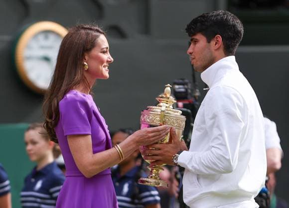 Catherine Princess of Wales presents Carlos Alcaraz with the winners trophy after victory in the Gentlemen s Singles final Wimbledon Tennis Championships, Day 14, The All England Lawn Tennis and Croquet Club, London, UK - 14 Jul 2024  Copyright: xEllaxLing Shutterstockx 14584816ay