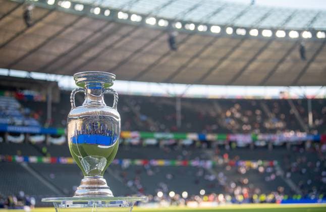 Fussball, Herren, Saison 2023 24, UEFA EURO, EM, Europameisterschaft,Fussball EM 2024, Finale in Berlin, Spanien - England, die Trophäe, 14.07. 2024, Copyright: xSebastianxRäppold MatthiasxKochx
