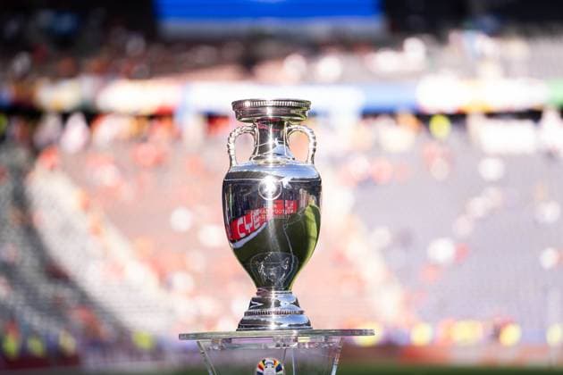 GER, Euro 2024, Finale, Spanien (ESP) vs England (GBR) 14.07.2024, Olympiastadion Berlin, Berlin, GER, Euro 2024, Finale, Spanien (ESP) vs England (GBR) Im Bild: Im Bild: EM Pokal im Stadion