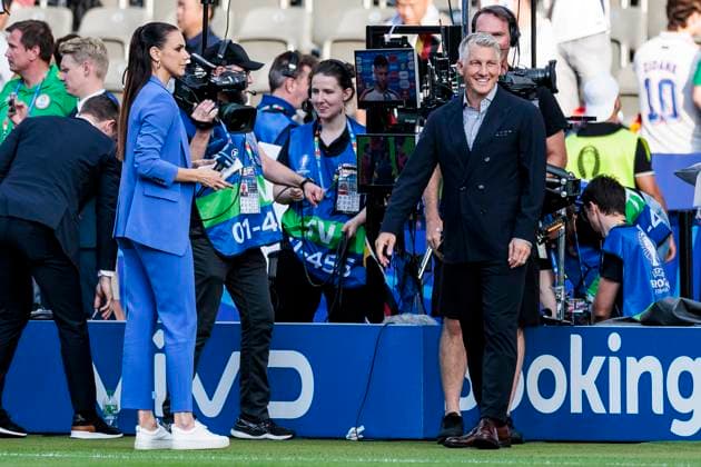 UEFA EURO, EM, Europameisterschaft,Fussball 2024: Finale Spanien - England; 14.07.2024 Esther Sedlaczek und Bastian Schweinsteiger. UEFA EURO 2024: Finale Spanien - England; Olympiastadion, Berlin am 14.07.2024 Copyright: xBEAUTIFULxSPORTS Wunderlx