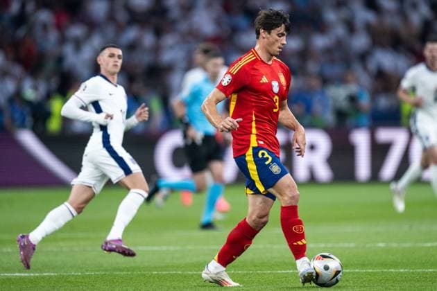 240714 Robin Aime Le Normand Mainfray of Spain during the UEFA EURO, EM, Europameisterschaft,Fussball 2024 Football Championship final between Spain and England on July 14, 2024 in Berlin. Photo: Mathias Bergeld BILDBYRAN kod MB MB0946 fotboll football soccer fotball fotbolls-em europamästerskap em uefa euro uefa european football championship euro 2024 final spanien spain england bbeng Copyright: MATHIASxBERGELD BB240714MB058