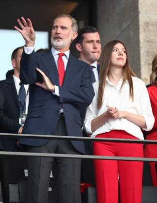 14.07.2024, xtgx, Fussball EM 2024 Finale, Spanien - England emspor, v.l. Felipe VI. (König von Spanien) und Tochter Sofia (UEFA REGULATIONS PROHIBIT ANY USE OF PHOTOGRAPHS as IMAGE SEQUENCES and or QUASI-VIDEO) Berlin