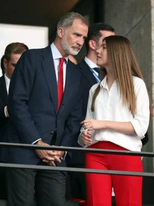 14.07.2024, xtgx, Fussball EM 2024 Finale, Spanien - England emspor, v.l. Felipe VI. (König von Spanien) und Tochter Sofia (UEFA REGULATIONS PROHIBIT ANY USE OF PHOTOGRAPHS as IMAGE SEQUENCES and or QUASI-VIDEO) Berlin