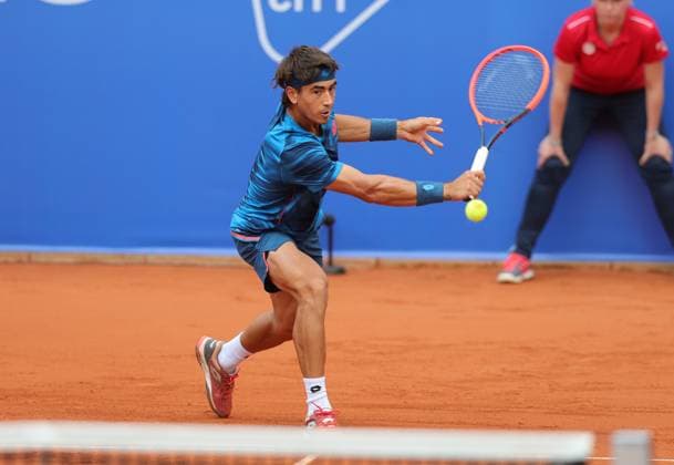 Tennis Herren ATP, Tennis Herren Tennis Herren Tour 500 European Open Hamburg, Hamburg Open ATP 500 2024 Qualifikationsrunde , 14.07.2024, Francisco Comesana (ARG) spielt eine Rückhand. Copyright: FernandoxSoares