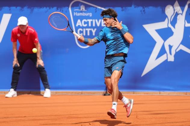 Tennis Herren ATP, Tennis Herren Tennis Herren Tour 500 European Open Hamburg, Hamburg Open ATP 500 2024 Qualifikationsrunde , 14.07.2024, Francisco Comesana (ARG) spielt eine Vorhand. Copyright: FernandoxSoares