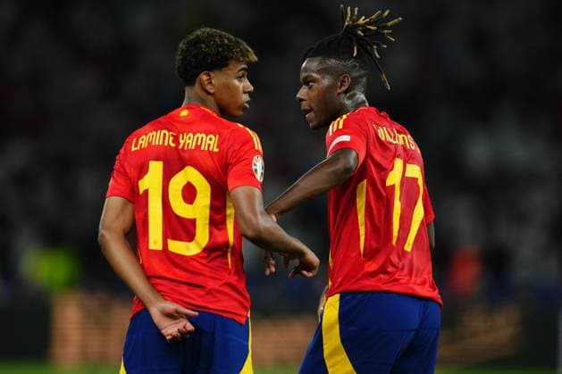 GER: Spain v England. UEFA EURO, EM, Europameisterschaft,Fussball 2024 Final Lamine Yamal and Nico Williams of Spain during the UEFA Euro 2024 match between Spain and England, Final, played at Olympiastadion on July 14, 2024 in Berlin, Germany. kpng Copyright: xBaguxBlancox xPRESSINPHOTOx PS_240714_ESP_ENG_067