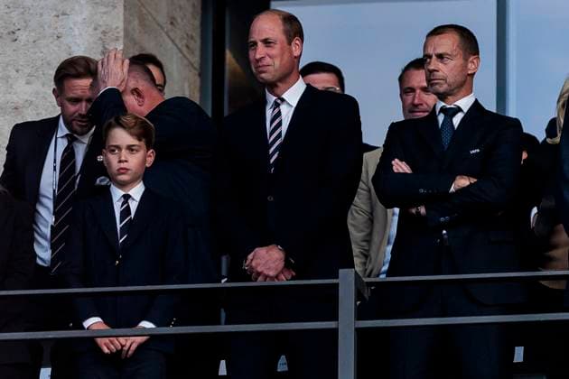 UEFA EURO, EM, Europameisterschaft,Fussball 2024: Finale Spanien - England; 14.07.2024 Prinz William mit Sohn George Alexander Louis, rechts UEFA-Präsident Aleksandar Ceferin. . UEFA EURO 2024: Finale Spanien - England; Olympiastadion, Berlin am 14.07.2024 Copyright: xBEAUTIFULxSPORTS Wunderlx