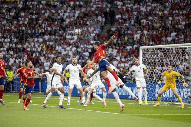 3 Shaw Luke SHAW Defender FOOTBALL : Finale de la Coupe d Europe 2024. Espagne vs Angleterre au stade olympique de Berlin, Allemagne - 14 07 2024 ElyxandroCegarra Panoramic 
