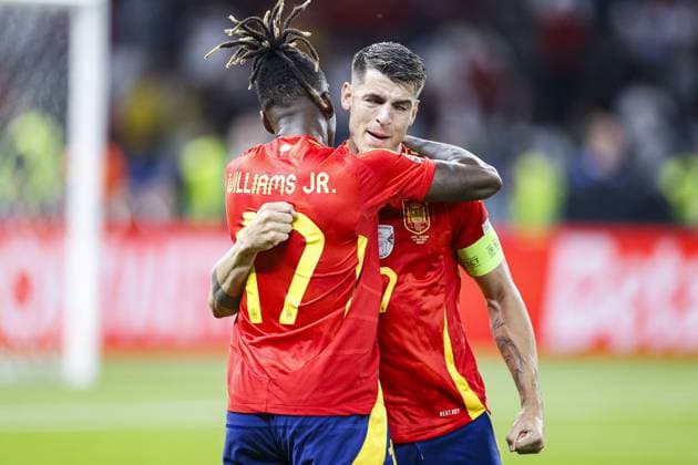 BERLIN, 14-07-2024, Olympia Stadium , European Football Championship Euro2024, final match no.51 between Spain and England. Spain player Nico Williams scores the 1-0 for Spain and celebrate this with hie teammates Spain - England (Euro2024)  x25760419x Copyright: