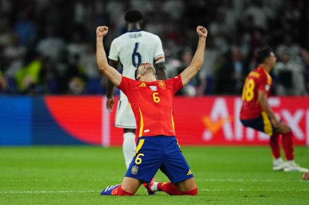 GER: Spain v England. UEFA EURO, EM, Europameisterschaft,Fussball 2024 Final Mikel Merino of Spain celebrates the victory at full time during the UEFA Euro 2024 match between Spain and England, Final, played at Olympiastadion on July 14, 2024 in Berlin, Germany. kpng Copyright: xBaguxBlancox xPRESSINPHOTOx PS_240714_ESP_ENG_115