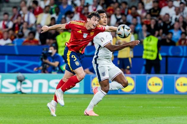 UEFA EURO, EM, Europameisterschaft,Fussball 2024: Finale Spanien - England; 14.07.2024 Robin Le Normand (Spanien, 03), Ollie Watkins (England, 19). UEFA EURO 2024: Finale Spanien - England; Olympiastadion, Berlin am 14.07.2024 Copyright: xBEAUTIFULxSPORTS Wunderlx