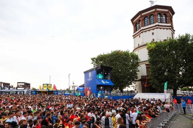 Fan Zone Burgplatz in Düsseldorf - Public Viewing: UEFA EURO, EM, Europameisterschaft,Fussball 2024 - Fianel - Spanien gegn England; 14.07.2024 Fan Zone Burgplatz in Düsseldorf - Public Viewing: UEFA EURO 2024 - Fianel - Spanien gegn England am 14.07.2024, Düsseldorf. - Copyright: xBEAUTIFULxSPORTS KennyxBeelex