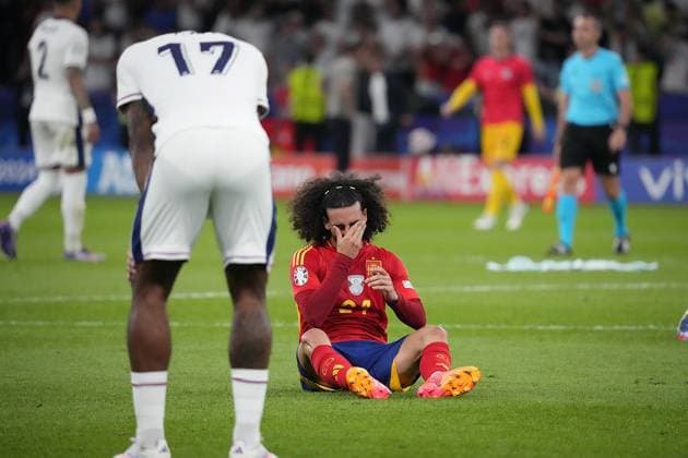 14.07.2024, Olympiastadion, Berlin, GER, EM UEFA 2024, Final, Spain vs England, im Bild Die Spanische Mannschaft freut sich über den Gewinn der Europameisterschaft 2024. Defodi-506_20240714_hbr_8068