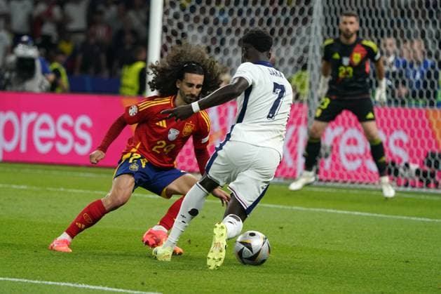 Euro2024, EM 2024, Fussball UEFA; Finale ,Finale , Spanien -England , Olympiastadion, Berlin Marc Cucurella , Spanien, Bukayo Saka England