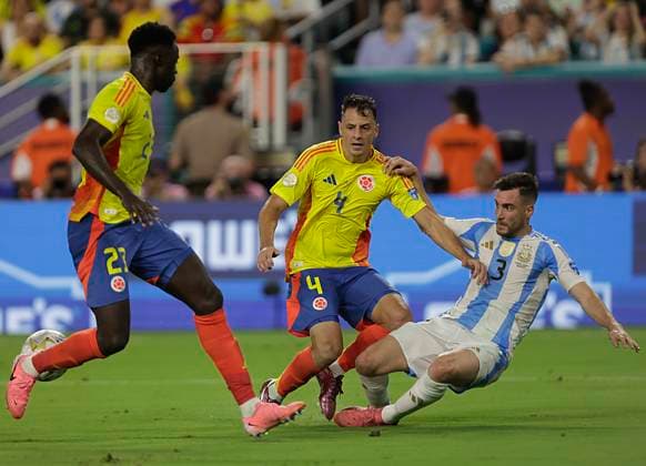 Nicolas Tagliafico ARGENTINA VS COLOMBIA Fecha: 14 07 2024 Descripcion: FINAL COPA AMERICA ESTADOS UNIDOS