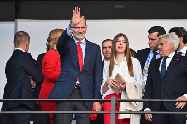 Koenig Felipe VI von Spanien und Tochter Sofia. FINALE Spanien (ESP) - England (ENG) 2-1 am 14.07.2024, Olympiastadion Berlin. Fussball UEFA EURO, EM, Europameisterschaft,Fussball 2024 GERMANY vom 14.06.2024 - 14.07.2024.