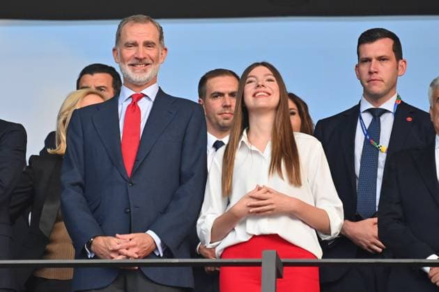 Koenig Felipe VI von Spanien, mit Tochter Sofia, FINALE Spanien (ESP) - England (ENG) 2-1 am 14.07.2024, Olympiastadion Berlin. Fussball UEFA EURO, EM, Europameisterschaft,Fussball 2024 GERMANY vom 14.06.2024 - 14.07.2024.