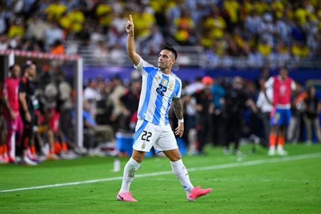 RECORD DATE NOT STATED Copa America USA 2024 Argentina vs Colombia - Final Lautaro Martinez celebrates his goal 1-0 of Argentina during Final match between Argentina and Colombia as part of CONMEBOL Copa America USA 2024 at Hard Rock Stadium on July 14, 2024 in Miami Gardens, Florida, United States. MIAMI GARDENS FLORIDA UNITED STATES  Copyright: xJorgexMartinezx 20240715001548_CA_2024_F_ARG_COL_MARTINEZ518