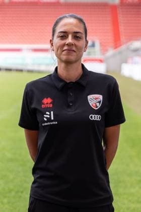 Cheftrainerin Sabrina Wittmann (FCI) ; FC Ingolstadt 04; 3.Liga, Porträttermin 2024 2025, ; FC Ingolstadt 04 Saison 2024 2025 photoshoot, Headshot, Porträt, Vorstellung, Präsentation, Pressetermin, Fußball, GER