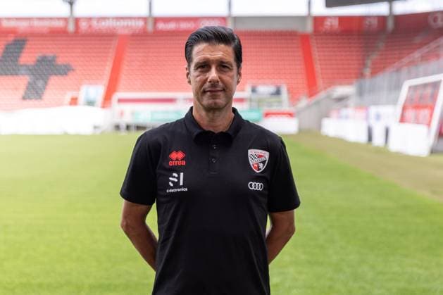 Co-Trainer Ilia Gurev (FCI) ; FC Ingolstadt 04; 3.Liga, Porträttermin 2024 2025, ; FC Ingolstadt 04 Saison 2024 2025 photoshoot, Headshot, Porträt, Vorstellung, Präsentation, Pressetermin, Fußball, GER