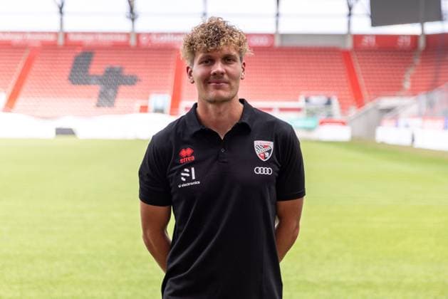 Christian Liefke (Athletik- und Rehatrainer; FC Ingolstadt 04; 3.Liga, Porträttermin 2024 2025, ; FC Ingolstadt 04 Saison 2024 2025 photoshoot, Headshot, Porträt, Vorstellung, Präsentation, Pressetermin, Fußball, GER